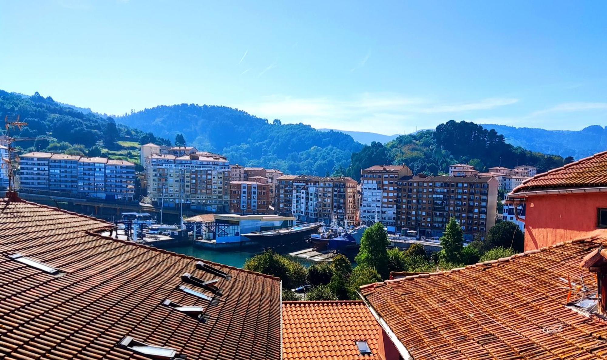 Apartamento Con Encanto En El Puerto De بيرميو المظهر الخارجي الصورة